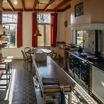 Countryside Villa With Wellness Дом отдыха