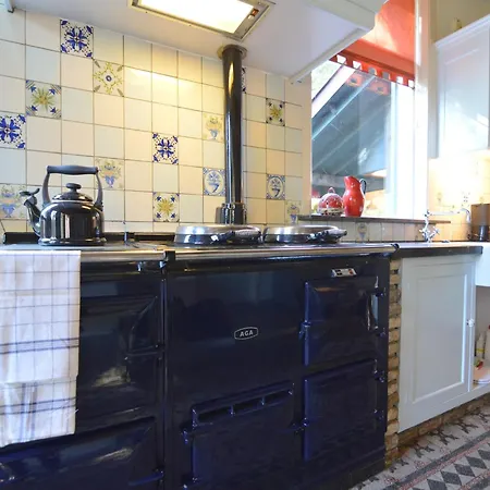 Countryside With Games *