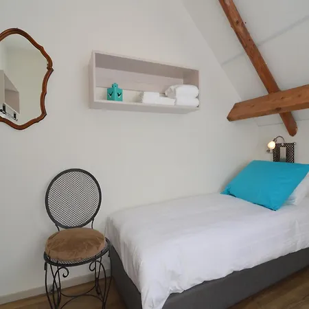 Countryside Villa With Wellness בית נופש