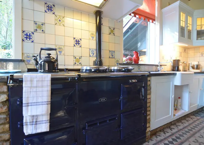 Countryside With Games *