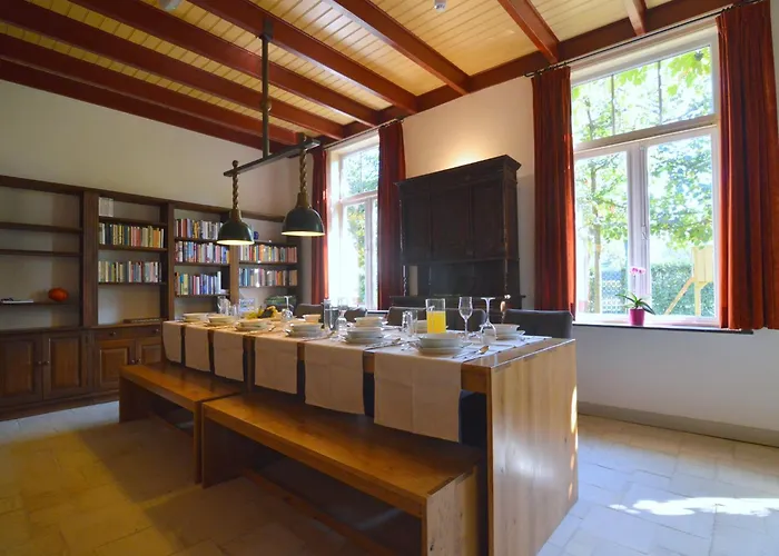 Countryside With Games * Rekken